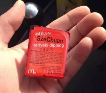 美国人吃辣椒哭了,美国人为四川辣酱排队