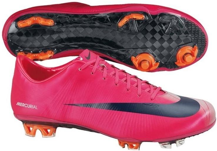 十种最好看的足球鞋,经典足球鞋盘点