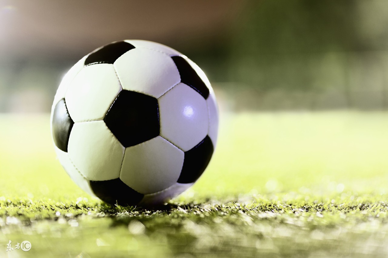 业余八人制足球怎么踢,业余足球九人制技战术