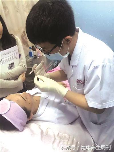 女子为变美做整形,女子为了美整容失败