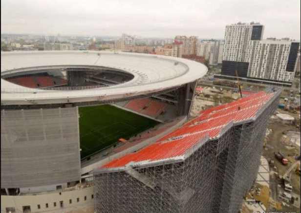 gif：孩子们，你们想知道第一个人是怎样出现的吗？