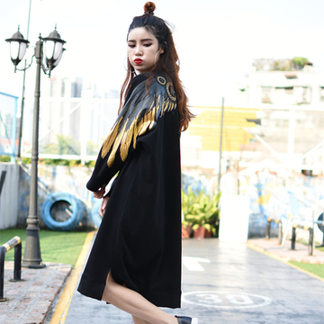 宽松卫衣拯救你,多试试这几款时髦卫衣