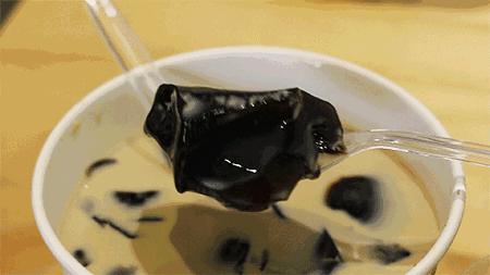 伴着秋意，来圆石の茶享受一杯新品的时光！