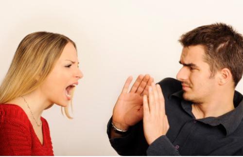 孕期孕妈生气对宝宝有什么影响,怀孕期间生气对自己有影响吗