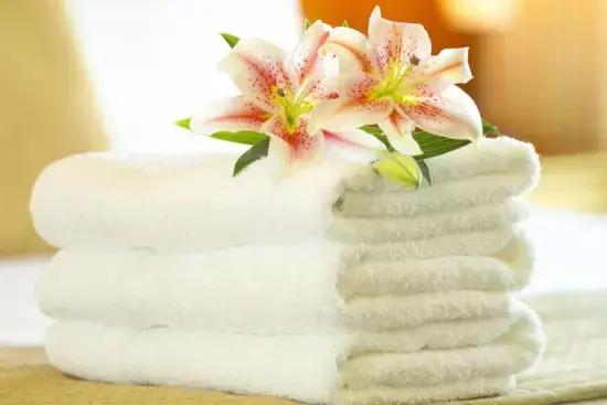 衣服受潮发霉有霉点如何清洗,如何洗衣服霉点妙招