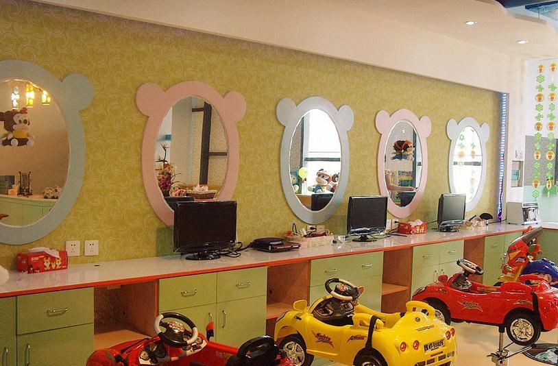 一岁宝宝理发就哭闹怎么办,3岁宝宝理发哭闹妙招