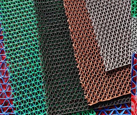 阳台雨棚防雨滴声小妙招,阳台滴水到雨棚太吵怎么办