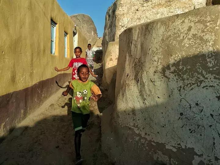 用九宫格揭密真实的故事,有故事的九宫格