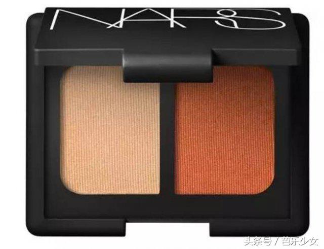 好冷冷冷冷~来一杯女明星最爱的“橙汁妆”吧