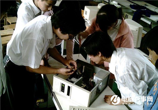 自己攒机比买整机还费钱,自己攒机还是买整机好