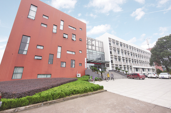 一所学校与一个城市的百年情缘写在金师110年诞辰之际