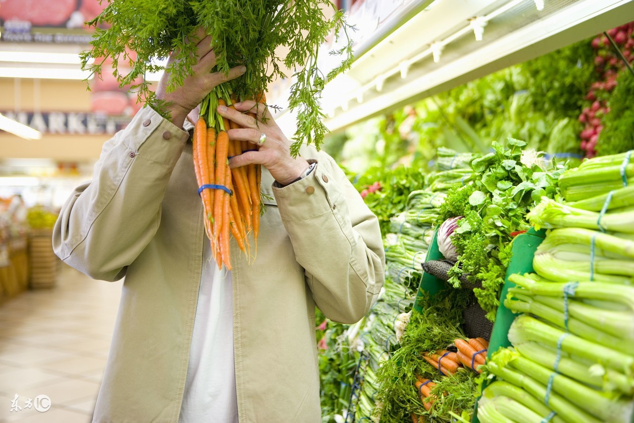 孩子眼睛近视吃什么食物对眼睛好,给孩子吃什么食物对眼睛好