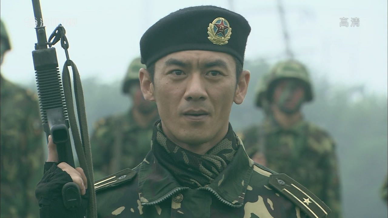 曾是刘欢保镖，流落街头没饭吃险自杀，北漂跑龙套今硬汉形象爆红