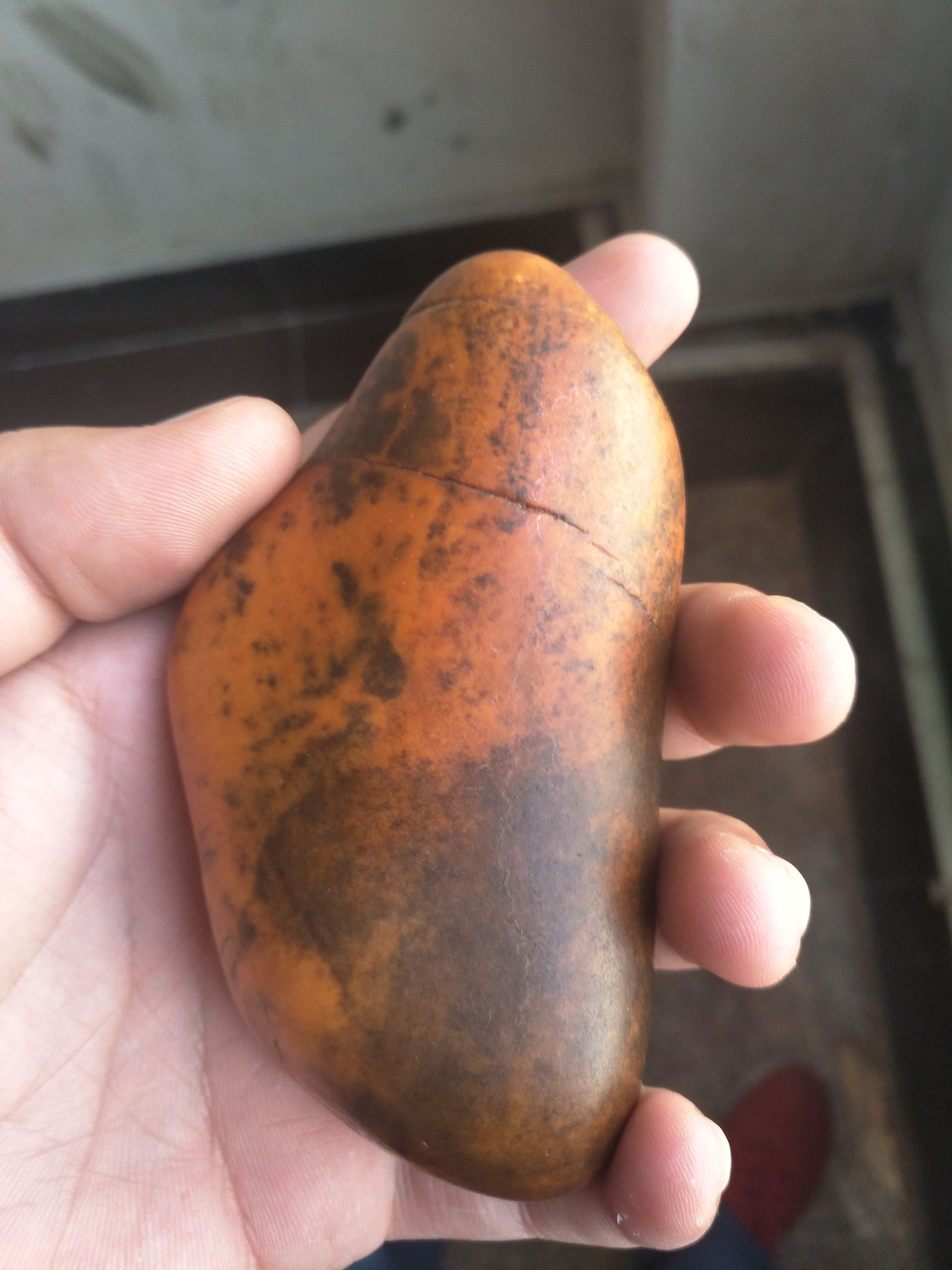 新疆和田玉羊脂籽料重29g,重7.51克玛瑙玉石多少钱