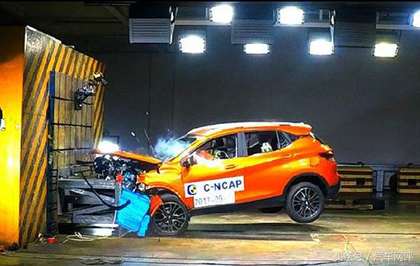 东南dx31.5t二手车值不值得购买,东南dx3汽车现在卖可以卖多少钱