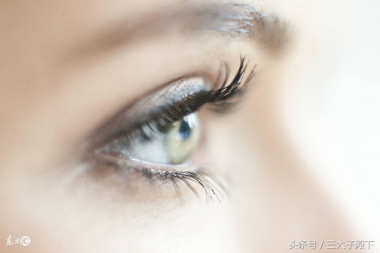 怎么补妆最快最有效,怎么补妆简单快速