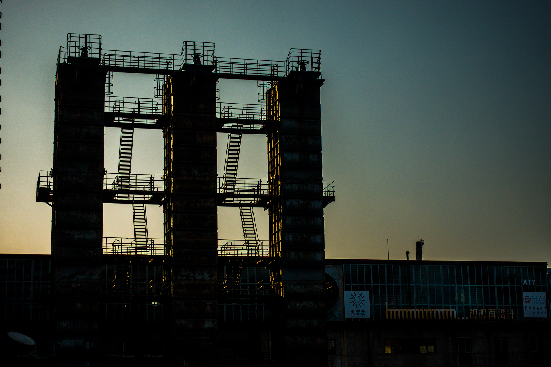 索尼黑卡rx100m4代与微单m6,索尼黑卡rx100和rx100m5