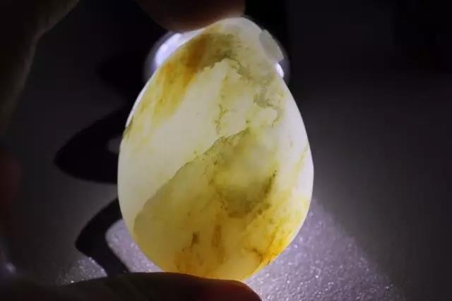 几百块钱的玉石也不全是假的，除了最后两种