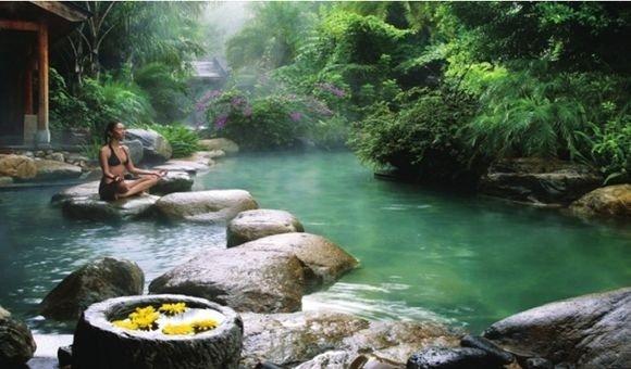 夏天一过，我就在寻寻觅觅这一汪温泉！