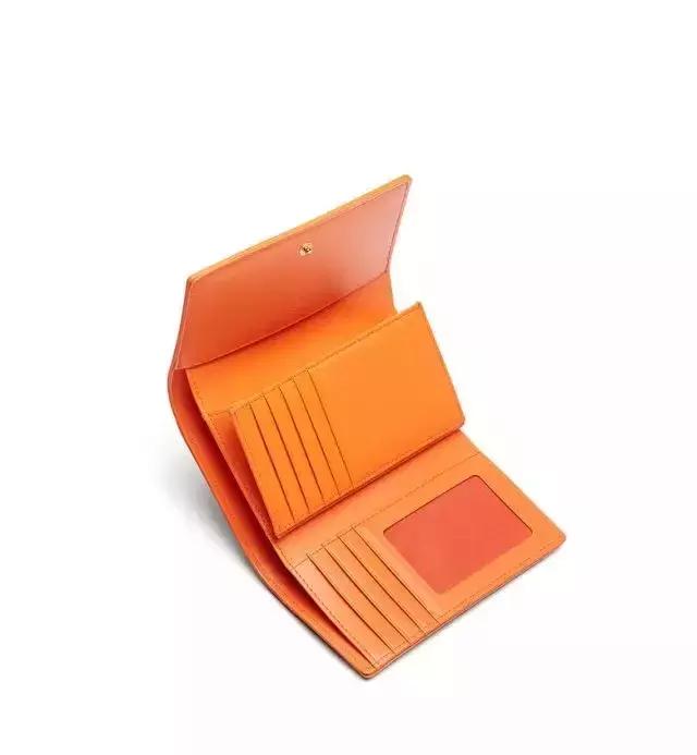 mcm韩国免税店官网价格表,mcm韩国代购比国内一般便宜多少