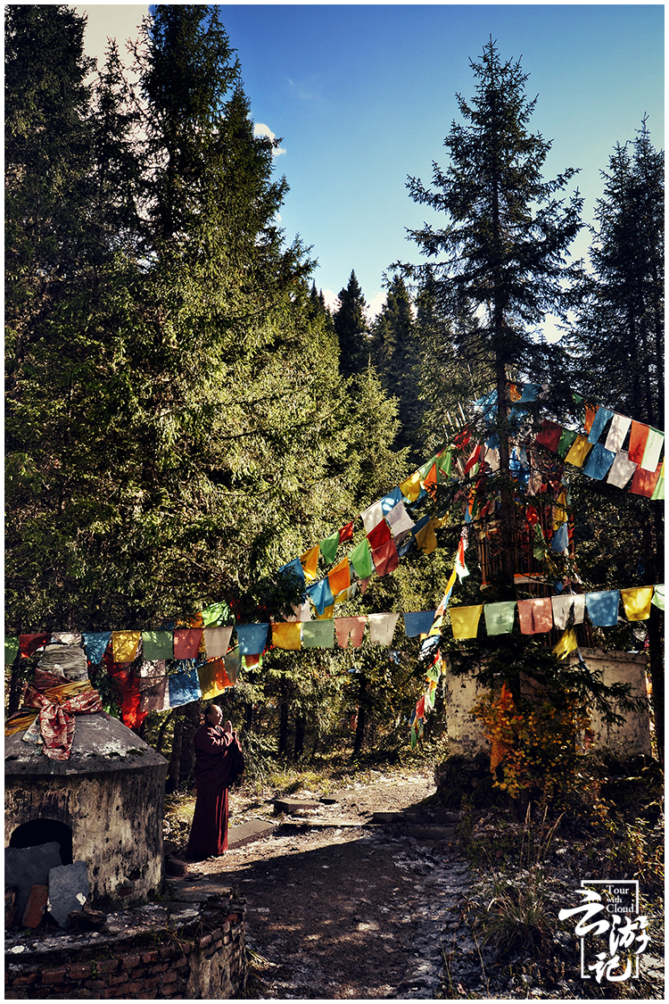 川西小环线4天自驾最佳红叶路线,川西红叶