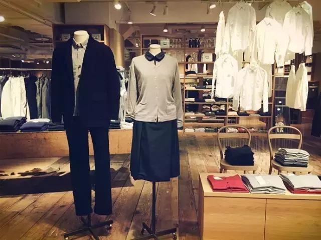 除了它也没谁了！既减龄又百搭，可以从20岁穿到50岁！