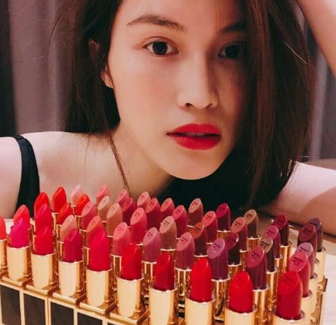 我竟妄想买鹿晗和潘玮柏手上的那块表?