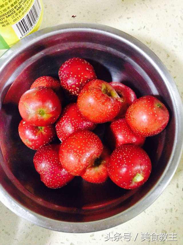 山楂雪球怎么做糖霜不掉还不酸,山楂雪球怎么做不挂霜