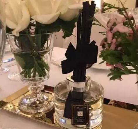 明星结婚伴郎伴手礼实用,明星结婚准备伴手礼