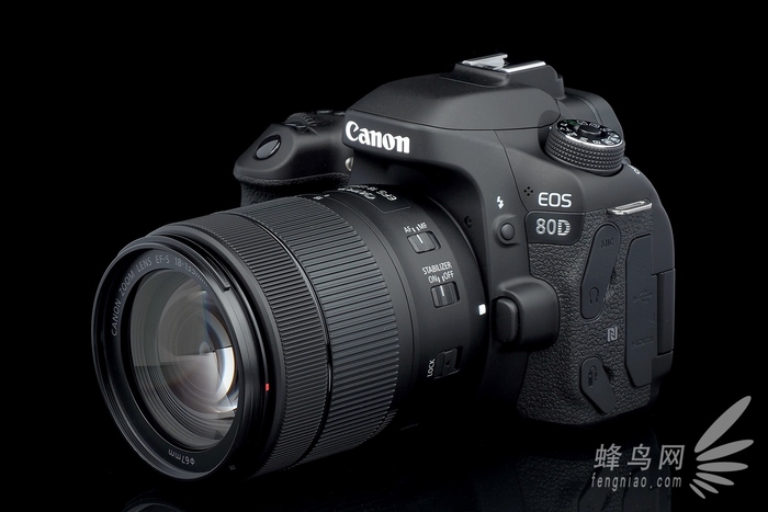 七年前的佳能eos80d相机值得入手,2420万像素的佳能