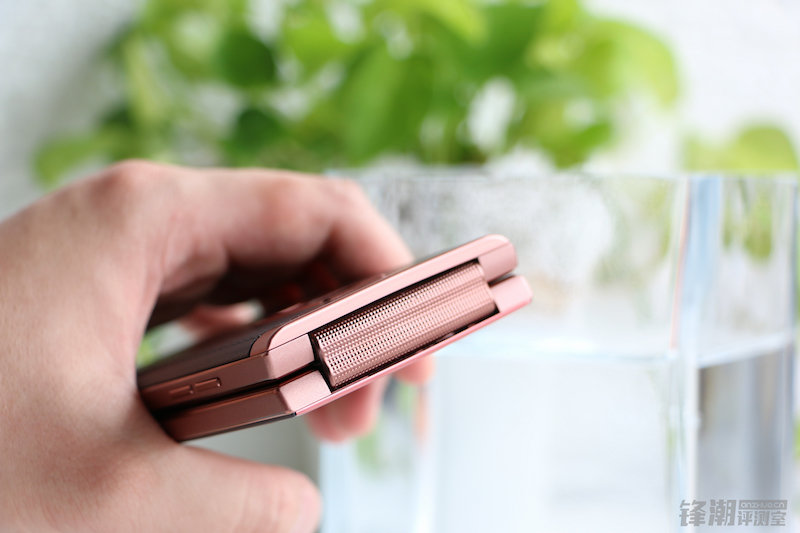 金立翻盖天鉴w909,金立天鉴w909是老人机吗