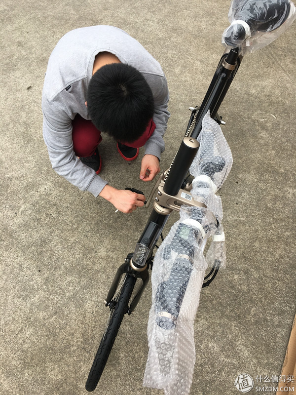 春风十里，不如“云马”载你：云马电单车C1体验