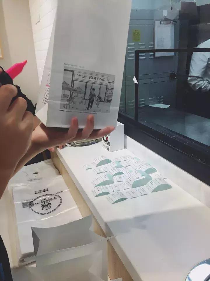 风靡全国的爸爸糖手工吐司来啦,爸爸糖吐司和传统吐司区别