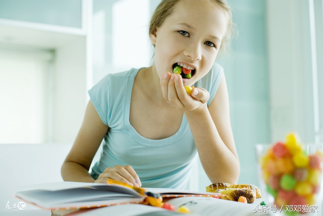 小孩吃多了会吐是什么情况,儿童头孢吃多了有什么反应