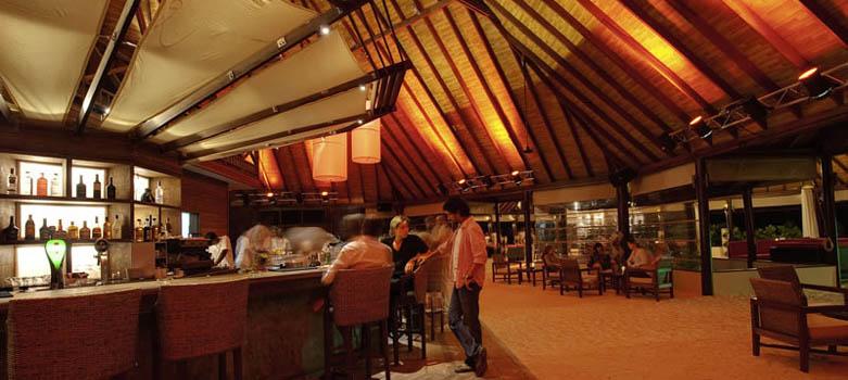 马尔代夫鲁滨逊岛美景,海岛旅游胜地马尔代夫岛