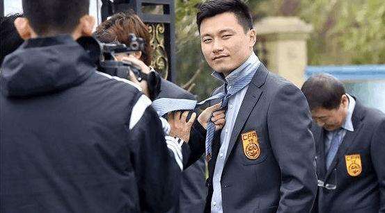 足坛十大帅哥中国,足坛现役十大帅哥