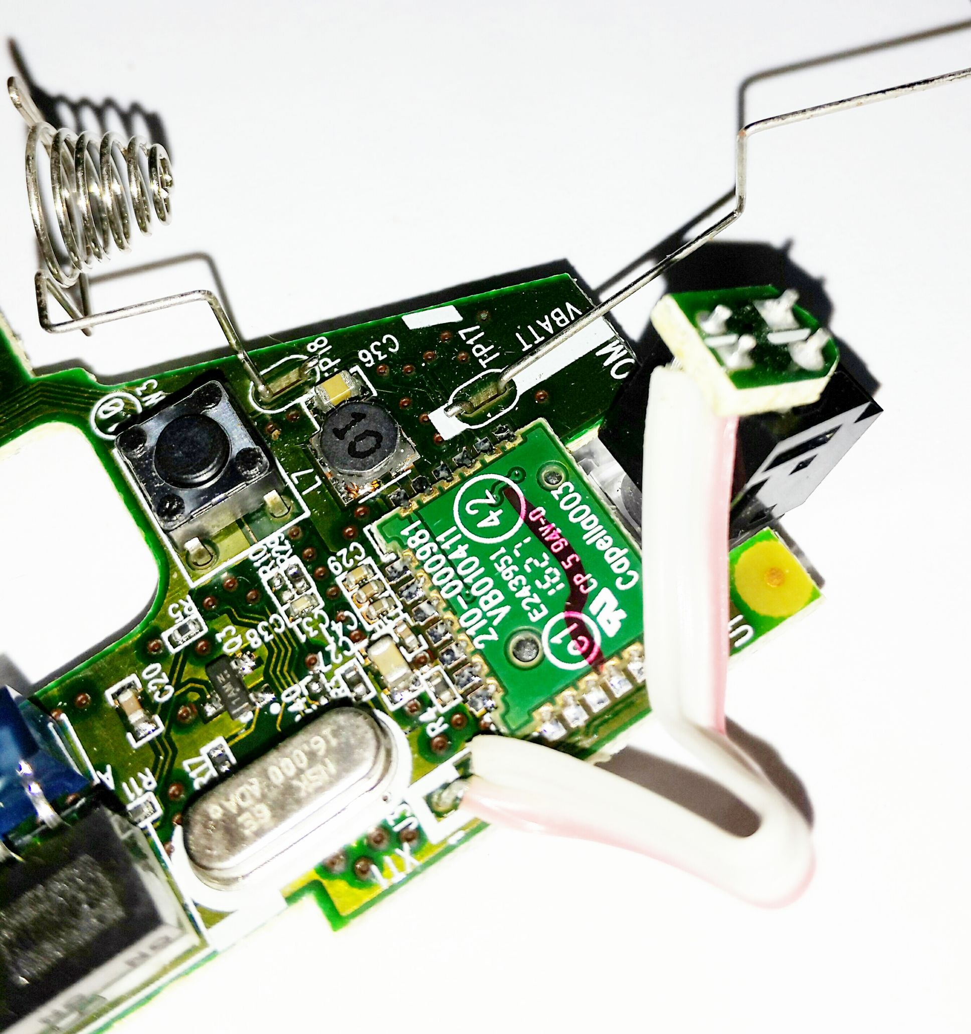 罗技m186无线鼠标电池能充电吗,罗技m186无线鼠标分解图