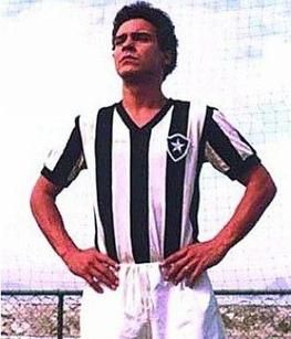 皇马巨星踢玻璃人,nba玻璃人巨星