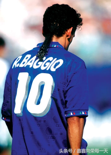 足坛十大悲情瞬间图片,足球十大落寞背影