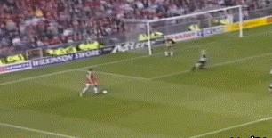 马拉多纳国足gif,马拉多纳过五人进球gif