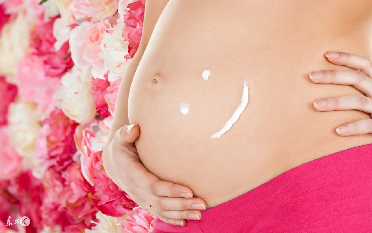 怀孕初期症状小腹痛有出血,怀孕初期出血是什么原因造成的