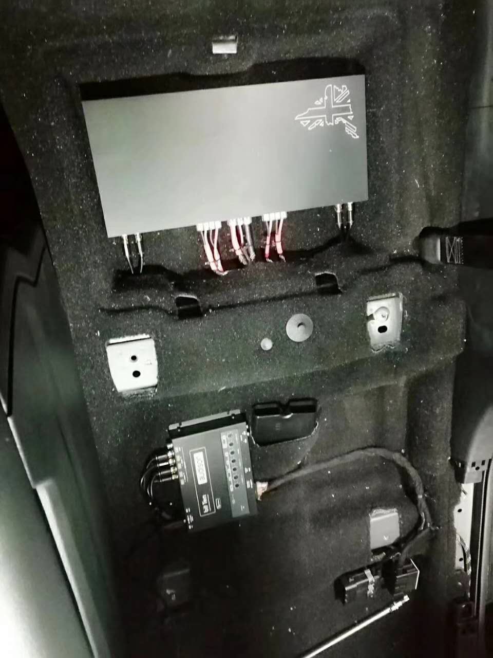 福特锐界可以选装b&o音响吗,锐界plus低配6个喇叭音响改装