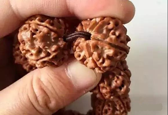 手串都需要养护吗,木手串冬季如何保养