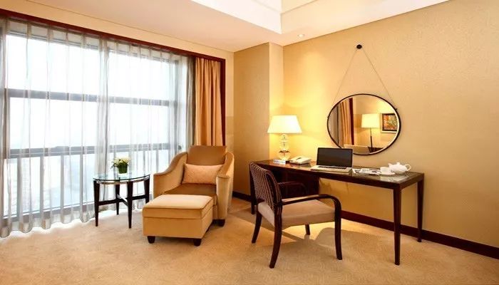 吃正宗阳澄湖大闸蟹饭店推荐,阳澄湖大闸蟹酒店哪家好