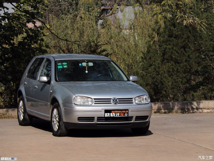 两万块钱能买到几年的高尔夫,两万多块钱买个二手车