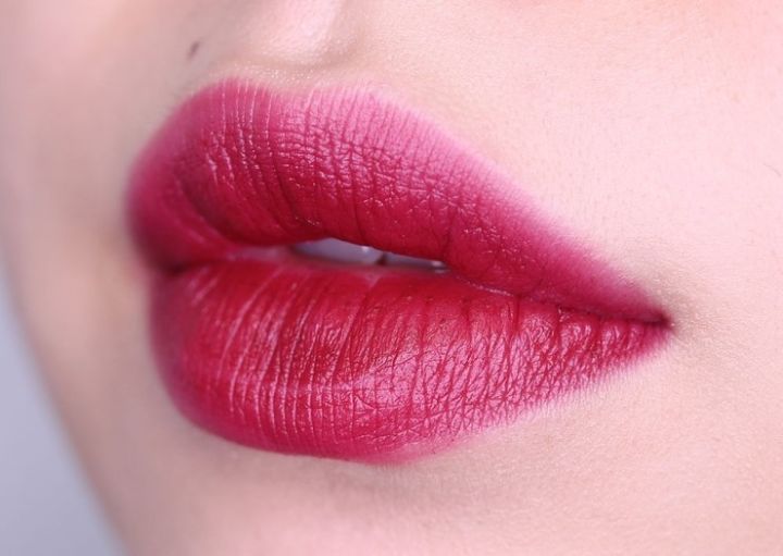 今年秋冬最显白的口红种草必备,秋冬显白口红色号推荐