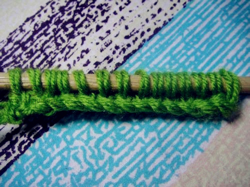 棒针编织简单的围巾新手教程,棒针围巾的编织教程最简单