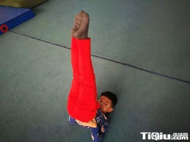 杨阳洋伊娃体操,杨威儿子杨阳洋体操比赛