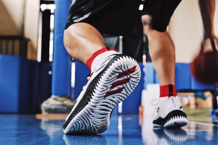 利拉德4适合突破吗,利拉德4