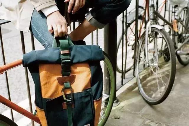 “双十一”不仅是女生专利，这10只设计师男包推荐给你！（下）